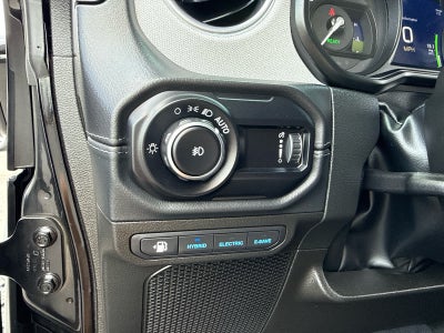 2025 Jeep Wrangler 4xe Sahara