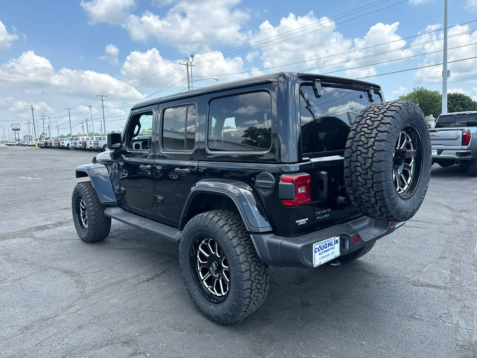 2025 Jeep Wrangler 4xe Sahara