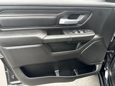2024 RAM 1500 Tradesman Crew Cab 4x4 5'7" Box