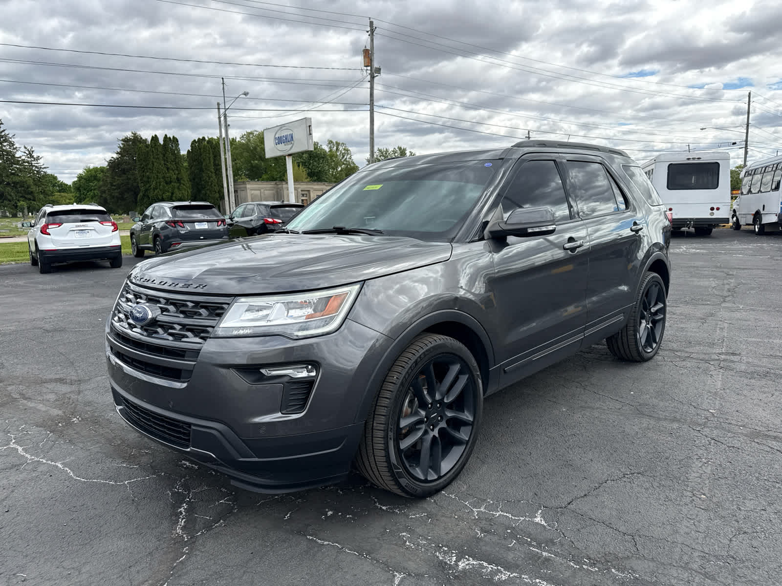 2018 Ford Explorer XLT 4WD's photo