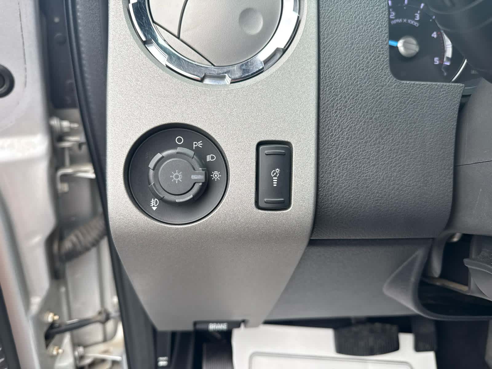 2011 Ford Super Duty F-350 DRW XL
