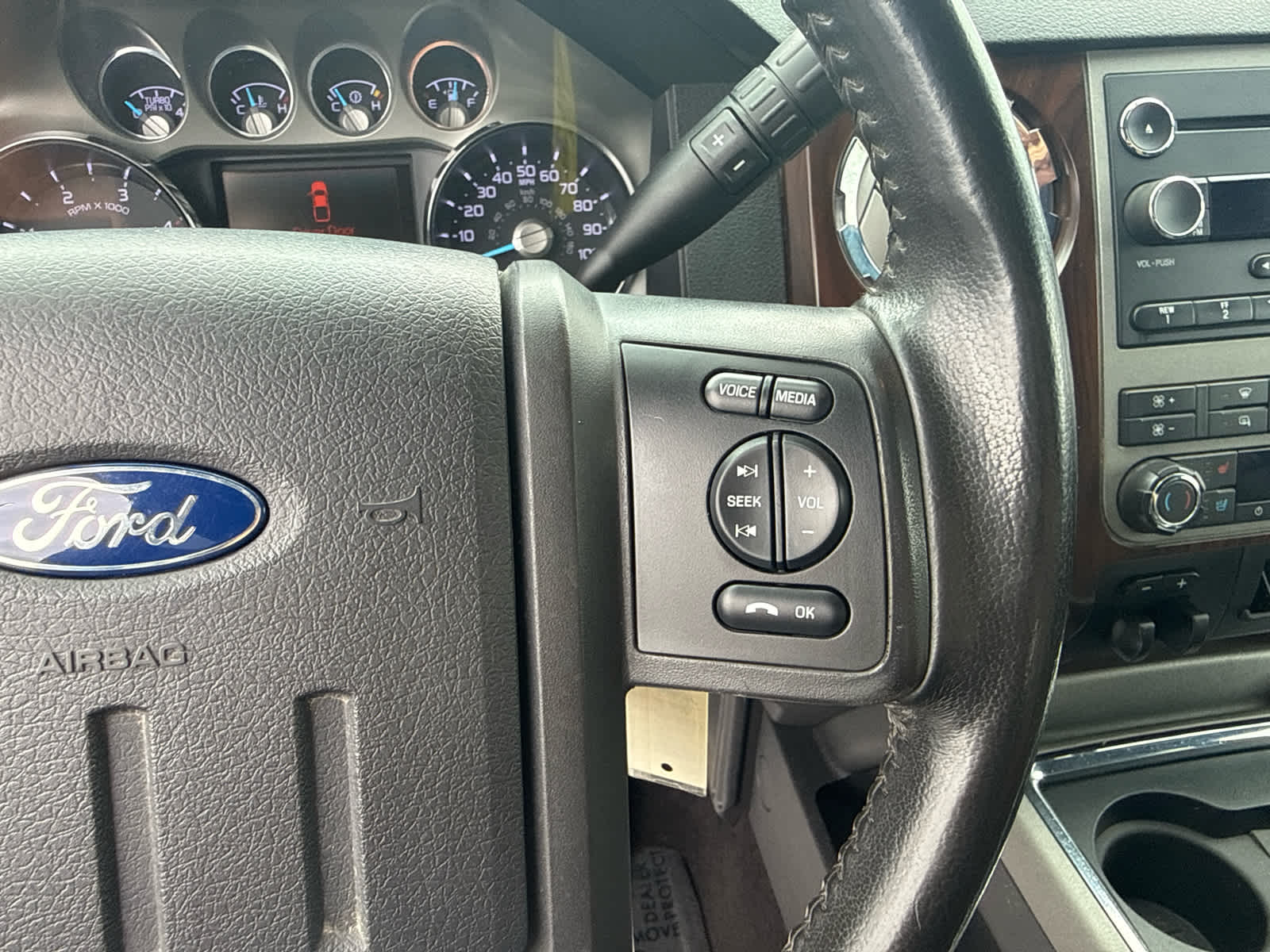 2011 Ford Super Duty F-350 DRW XL