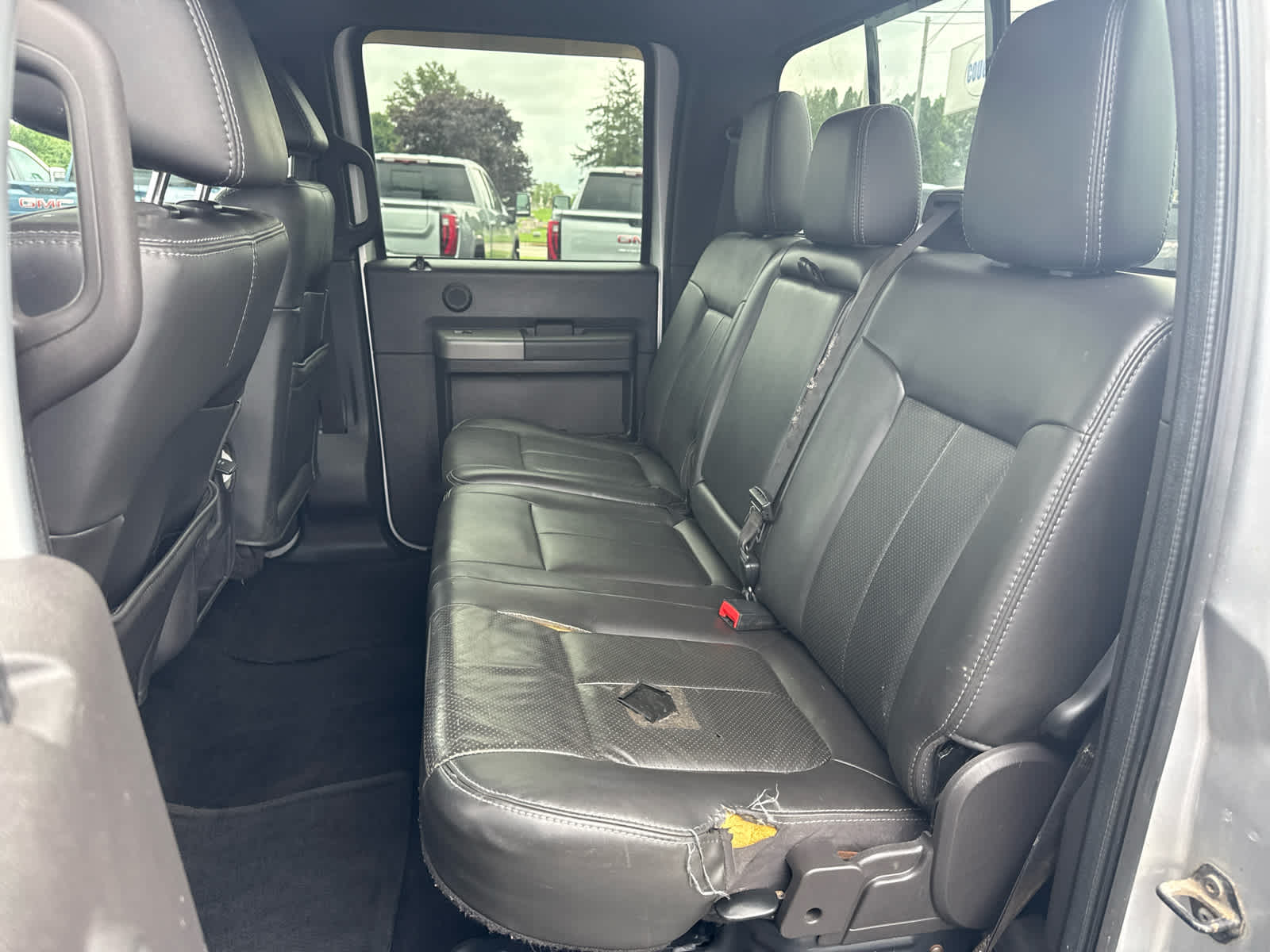 2011 Ford Super Duty F-350 DRW XL