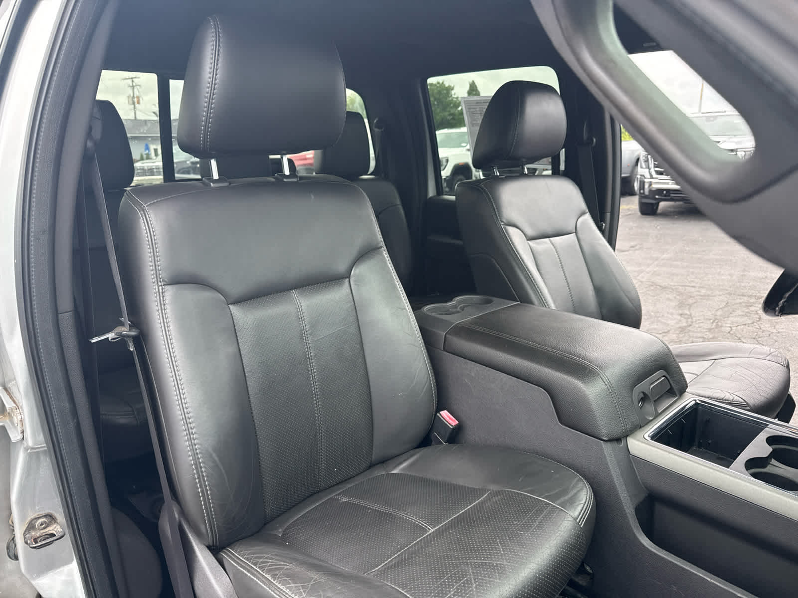 2011 Ford Super Duty F-350 DRW XL