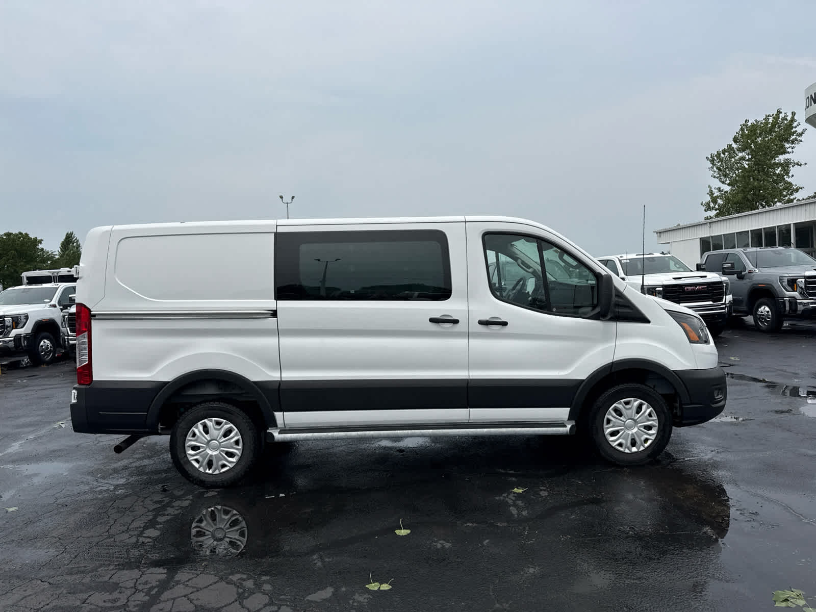 2025 Ford Transit Cargo Van Base