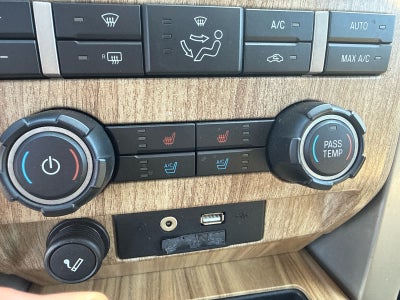2011 Ford F-150 Platinum
