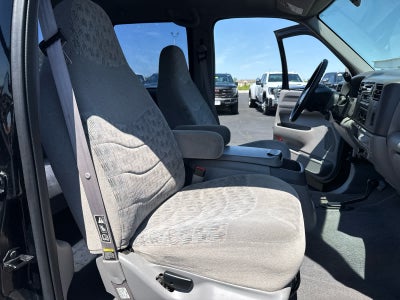 2000 Ford Super Duty F-350 DRW XL