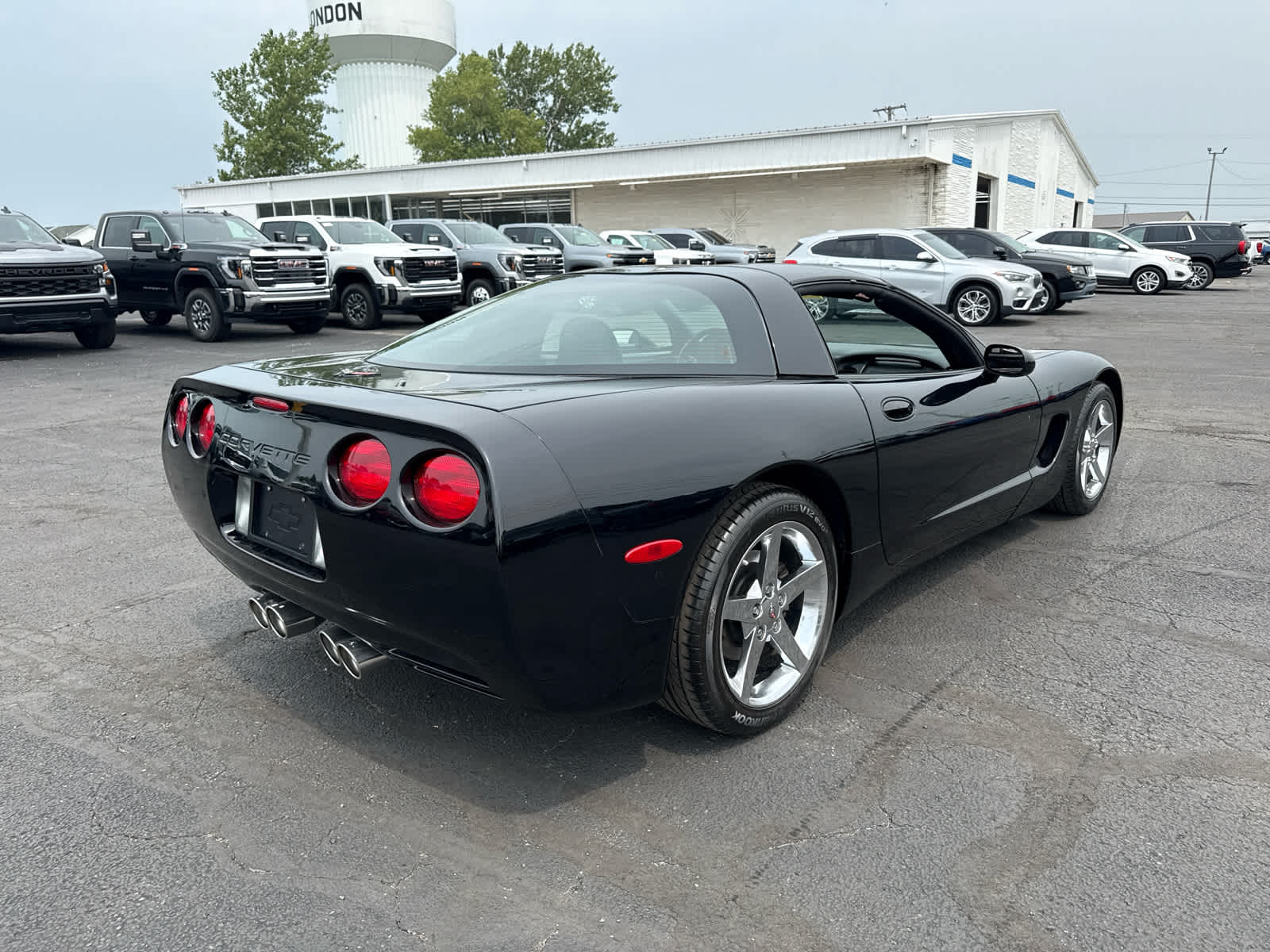 2002 Chevrolet Corvette Base