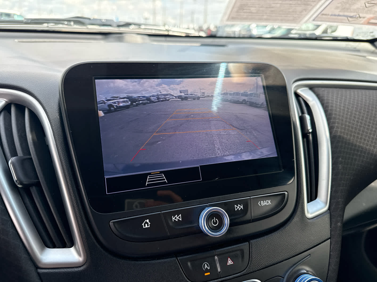 2022 Chevrolet Malibu LS