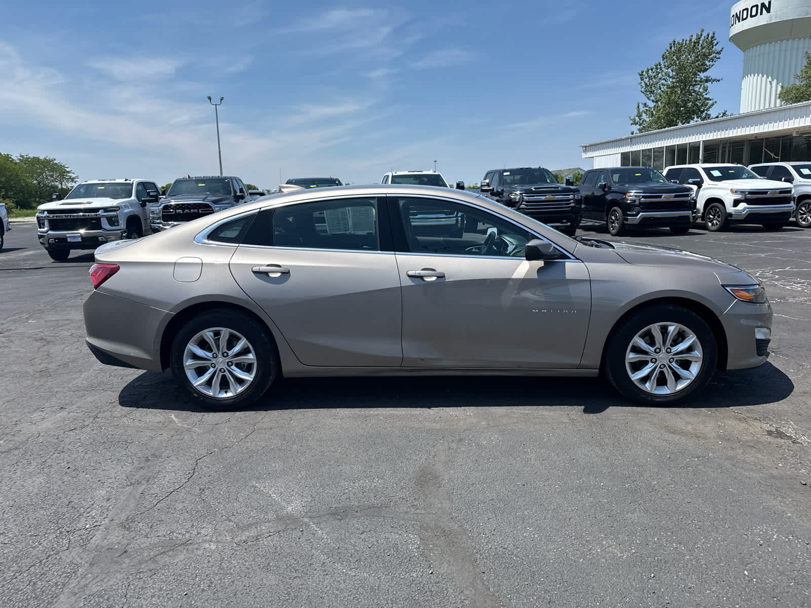 2022 Chevrolet Malibu LT