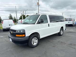 2023 Chevrolet Express Passenger 3500 1LS