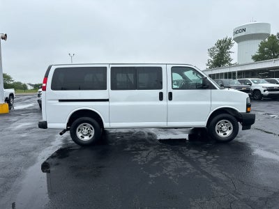 2023 Chevrolet Express Passenger 3500 1LS