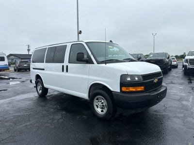 2023 Chevrolet Express Passenger 3500 1LS