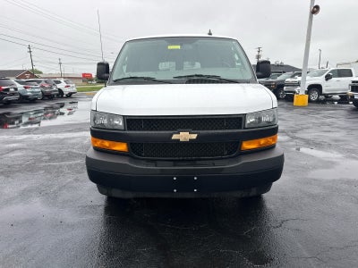 2023 Chevrolet Express Passenger 3500 1LS