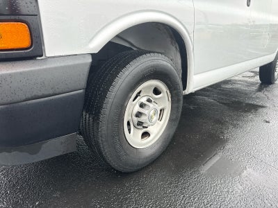 2023 Chevrolet Express Passenger 3500 1LS