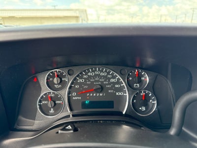 2024 Chevrolet Express Passenger 3500 1LT