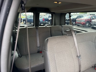 2024 Chevrolet Express Passenger 3500 1LT