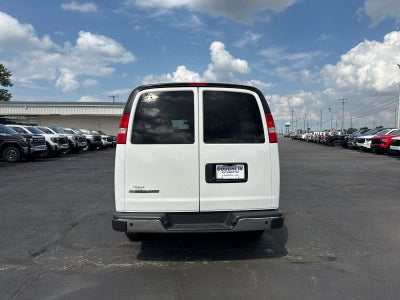 2024 Chevrolet Express Passenger 3500 1LT