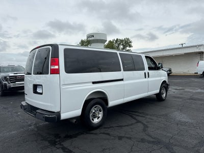 2025 Chevrolet Express Passenger 1LT