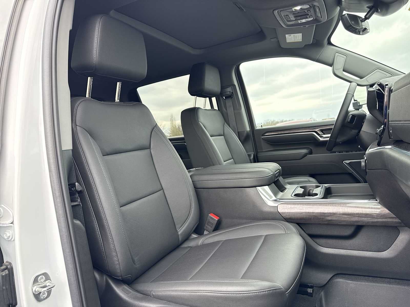 2025 Chevrolet Silverado 3500 HD LTZ