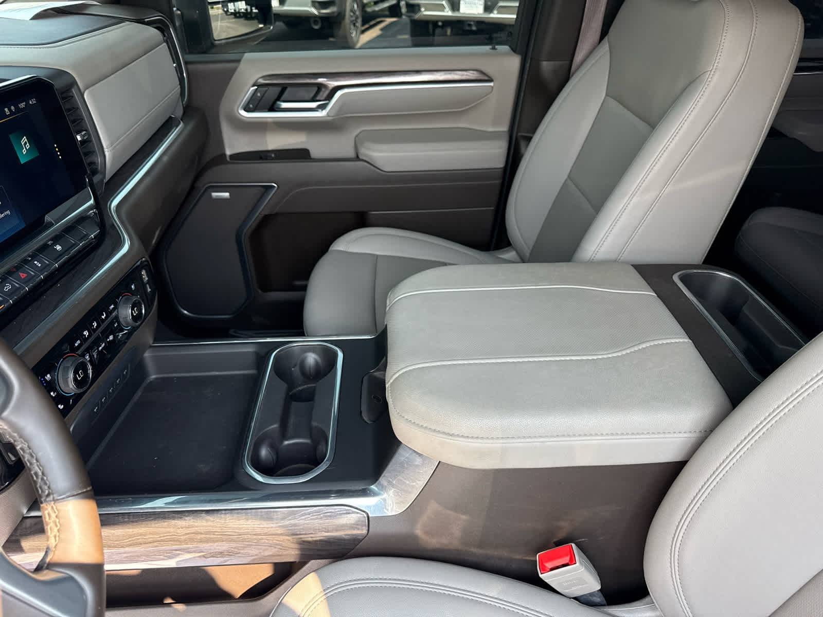 2025 Chevrolet Silverado 3500 HD LTZ