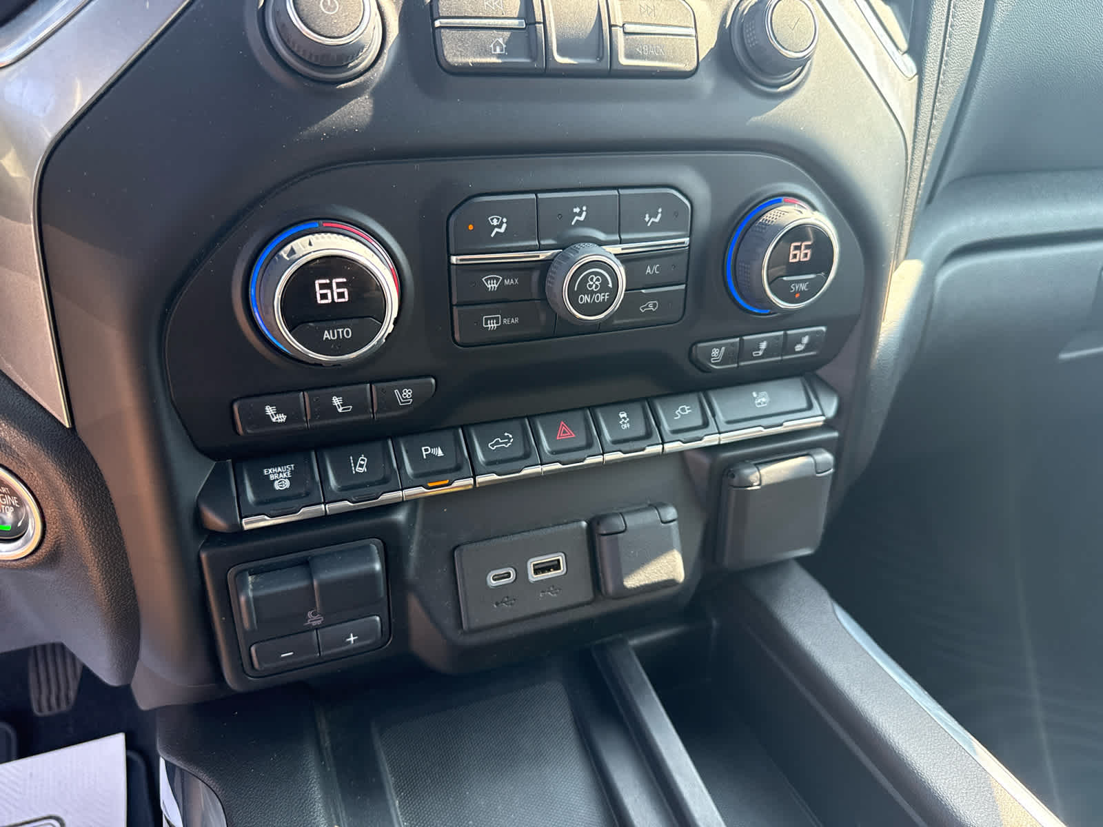 2022 Chevrolet Silverado 3500 HD LTZ