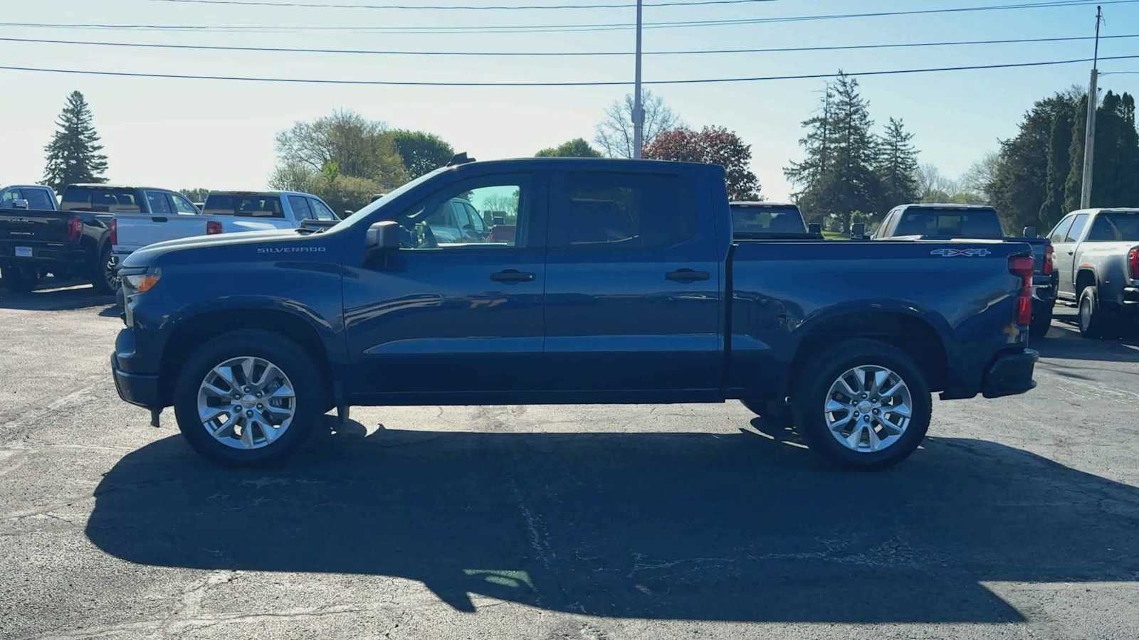 2023 Chevrolet Silverado 1500 Custom