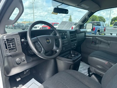 2025 Chevrolet Express Cargo WT