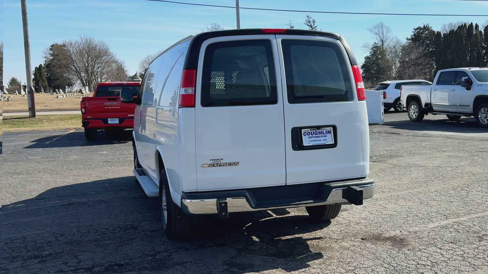 2024 Chevrolet Express Cargo 2500 WT