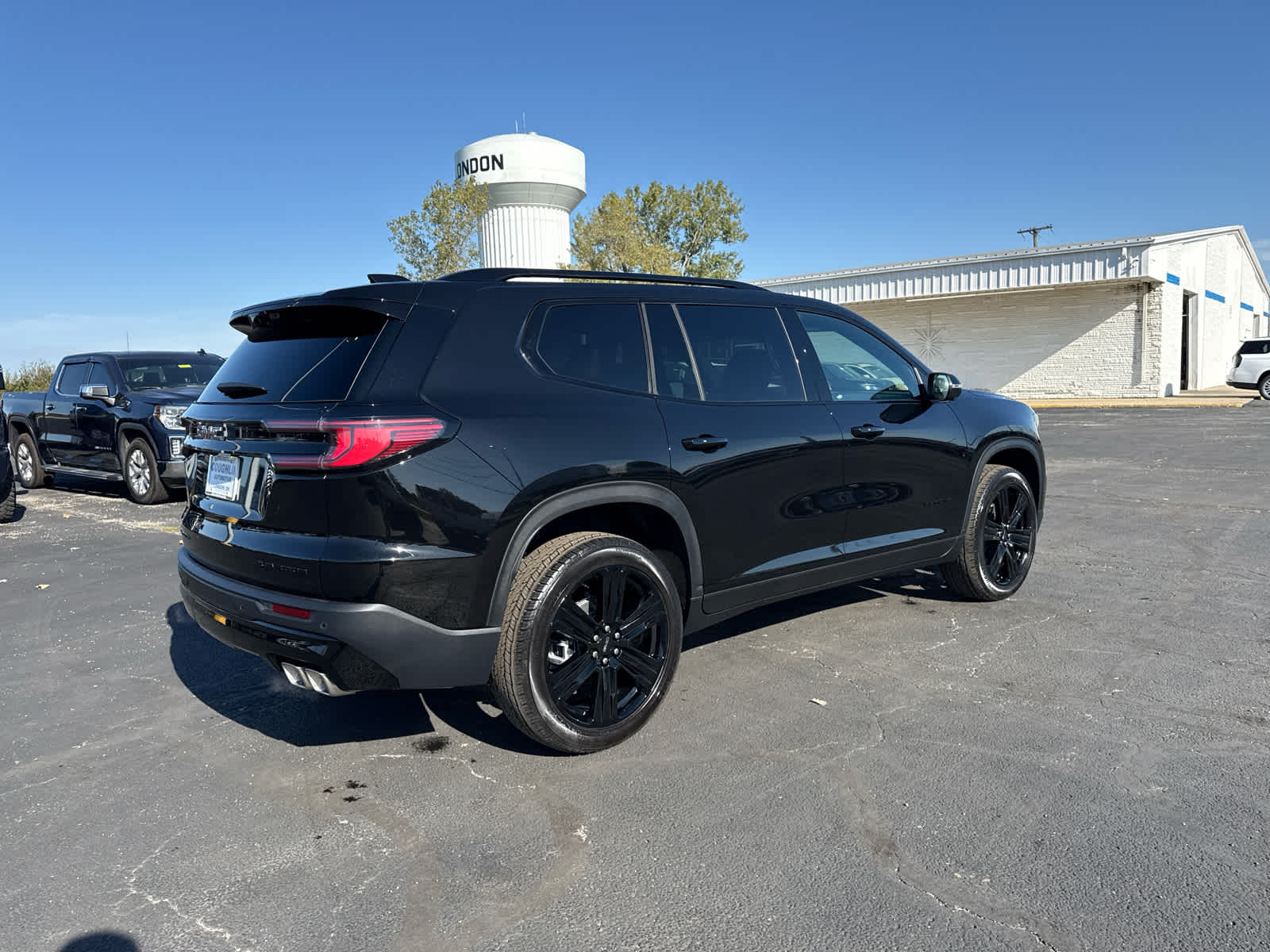 2027 GMC Acadia Elevation