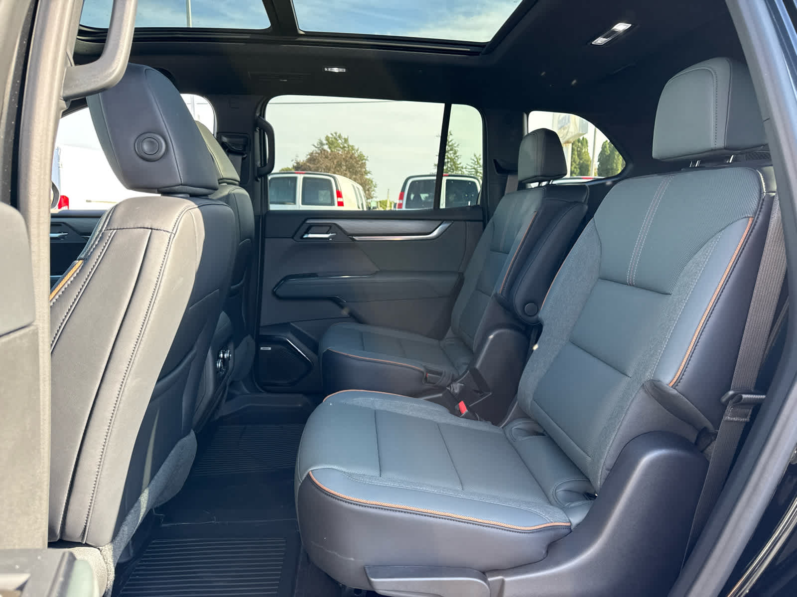 2027 GMC Acadia AT4