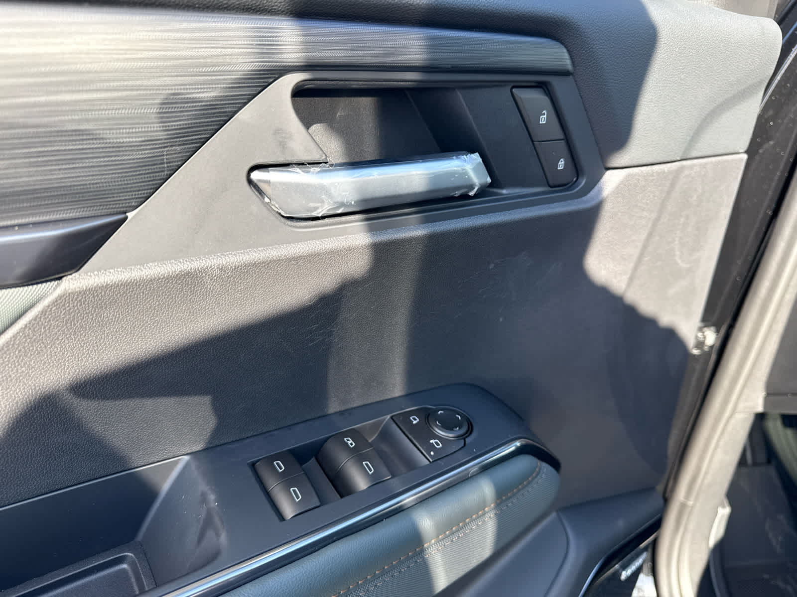 2027 GMC Acadia AT4