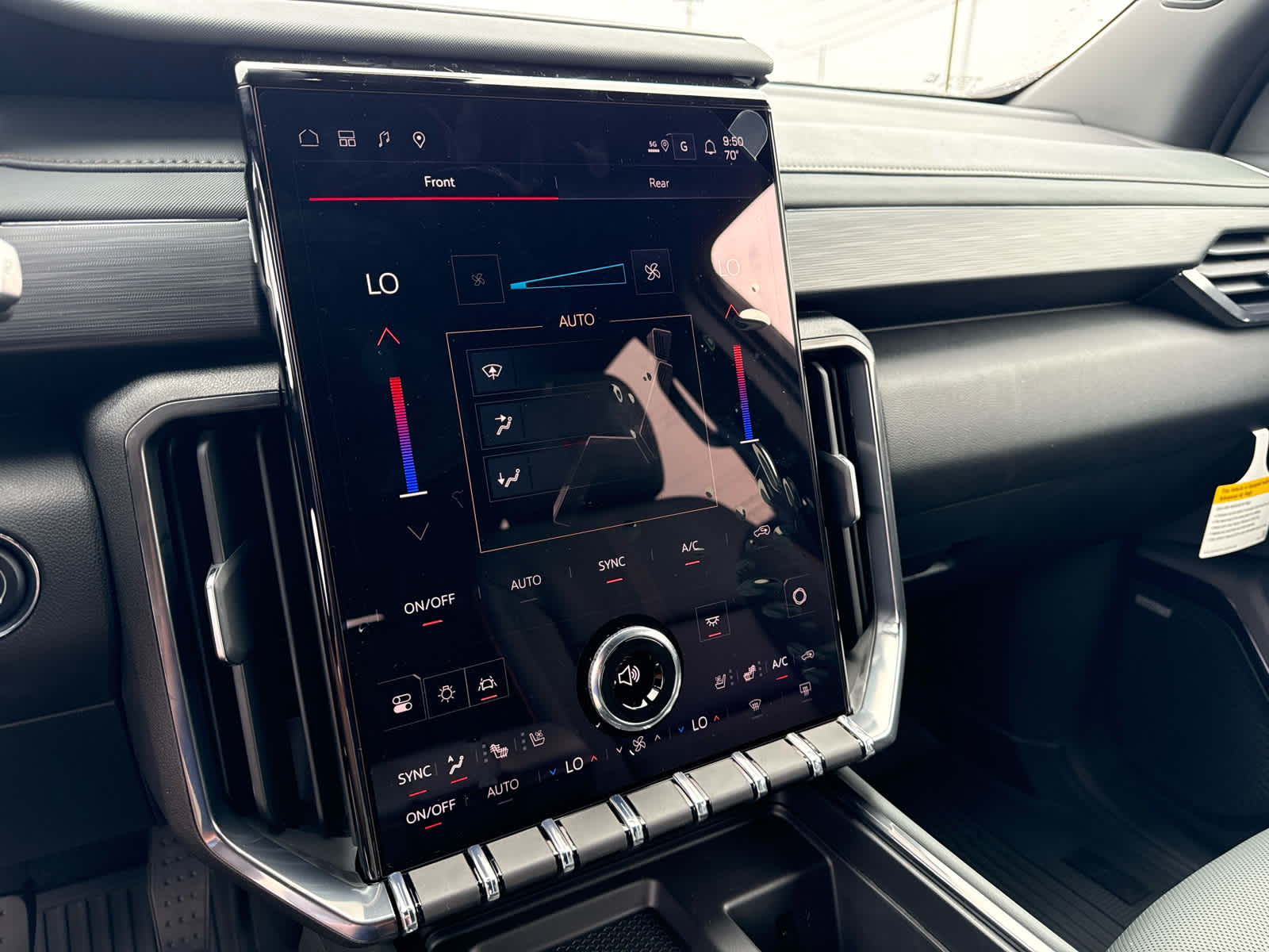 2027 GMC Acadia AT4