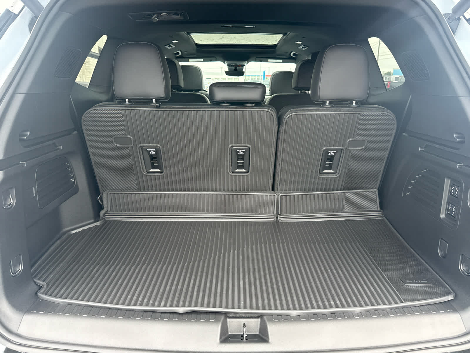 2027 GMC Acadia Denali