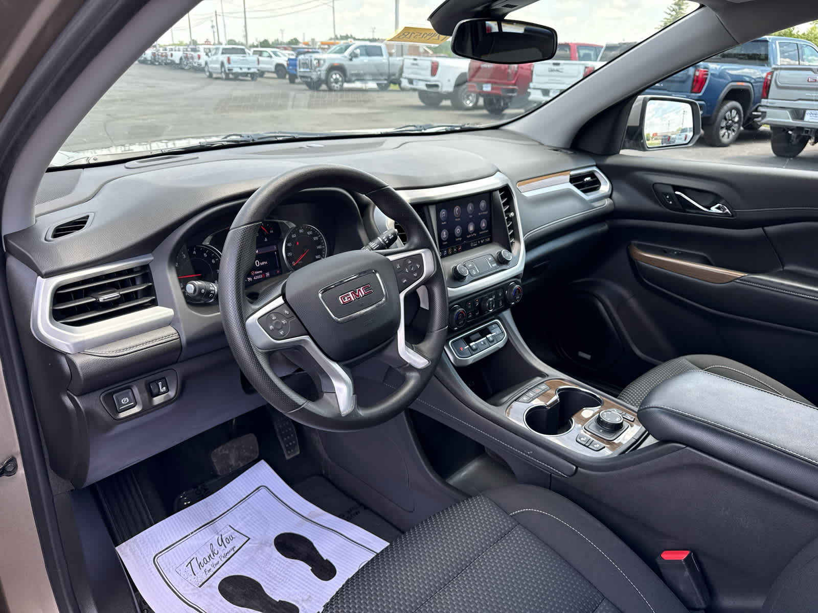 2023 GMC Acadia SLE