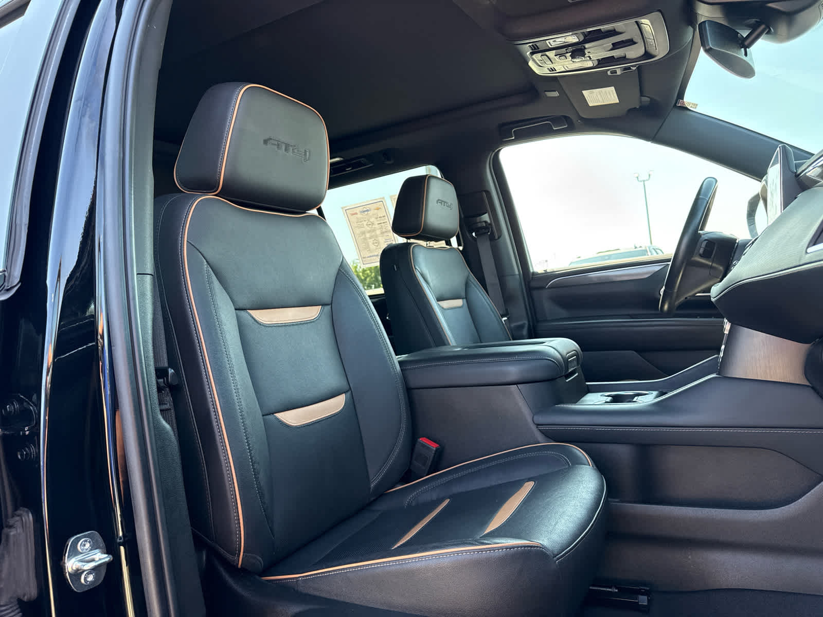 2023 GMC Yukon AT4