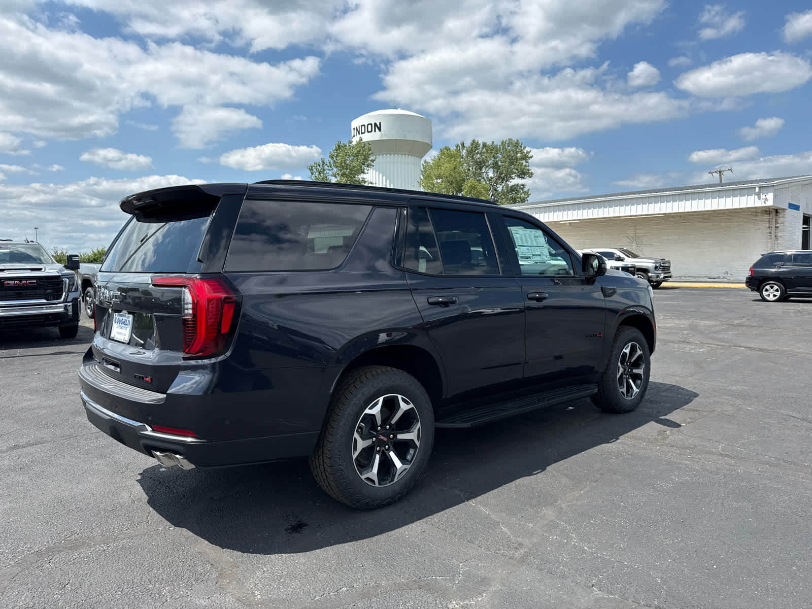 2026 GMC Yukon AT4