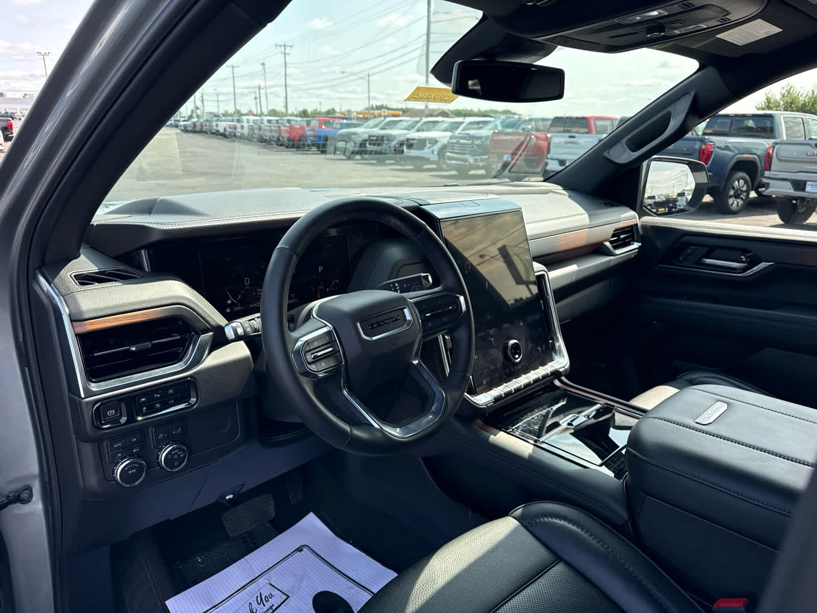 2025 GMC Yukon Denali