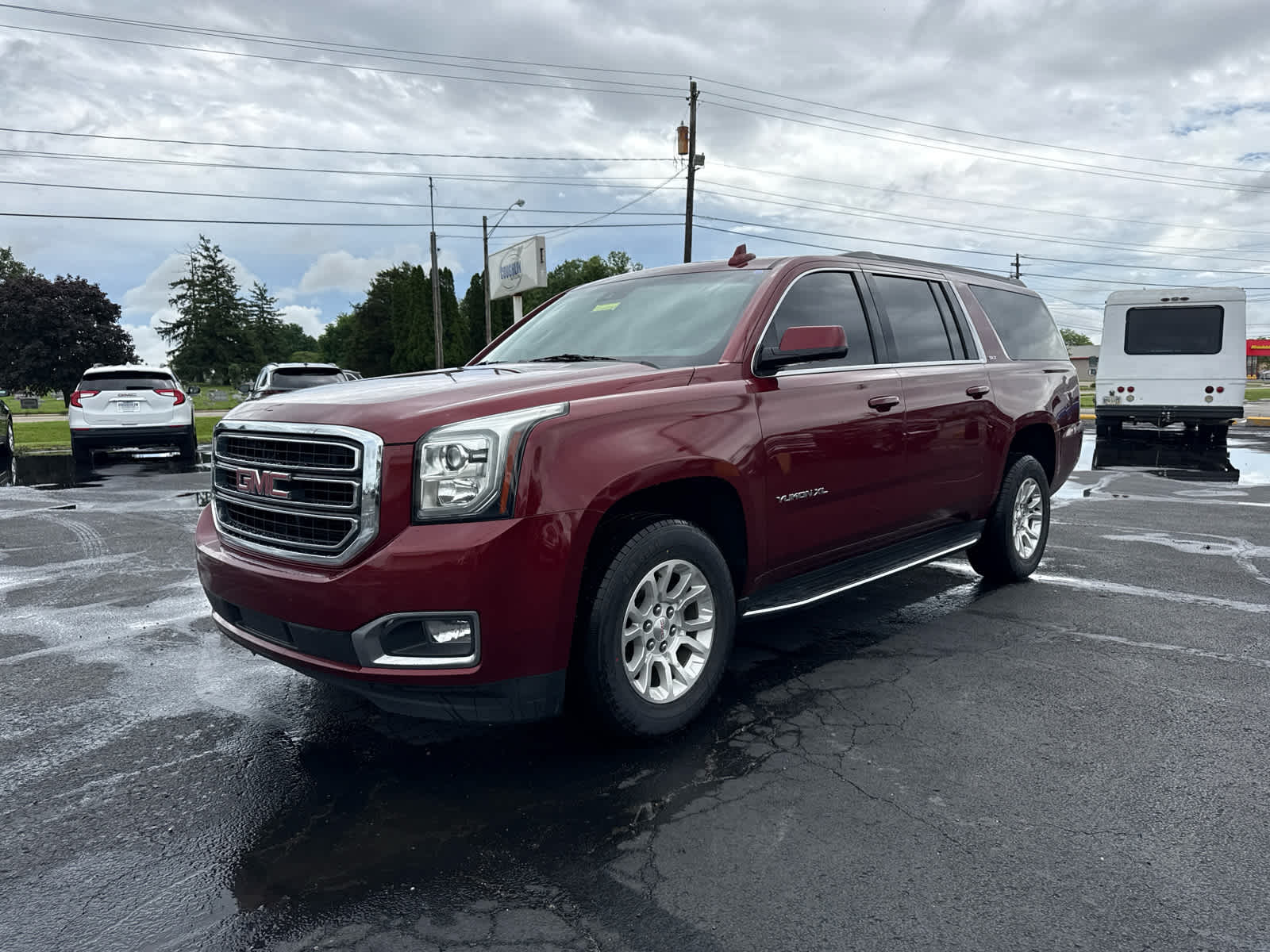 2019 GMC Yukon 4WD SLT's photo