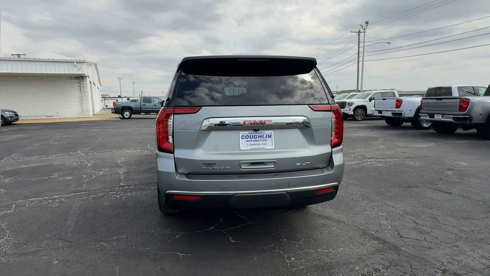 2024 GMC Yukon XL SLT