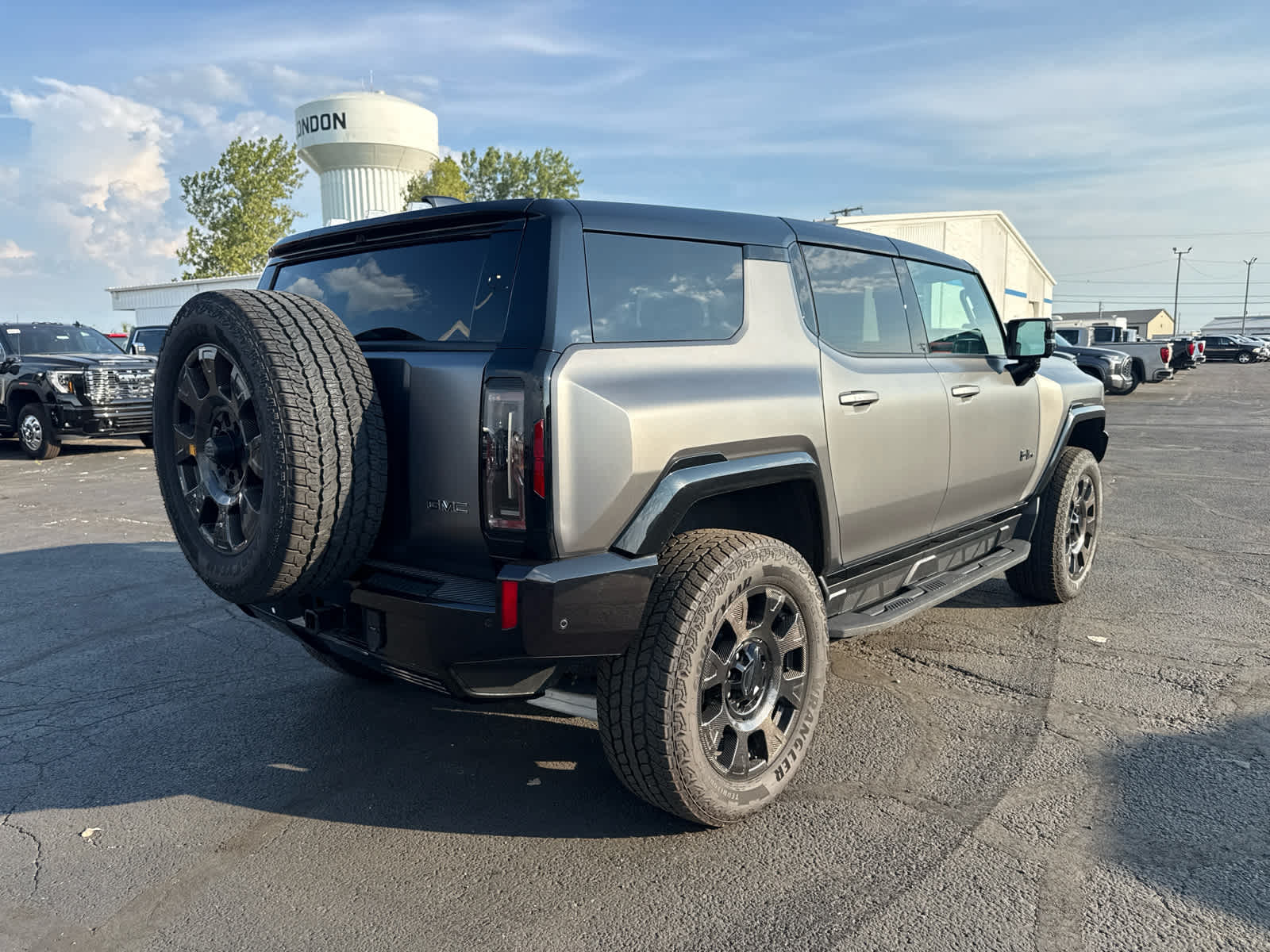2026 GMC HUMMER EV SUV 3X