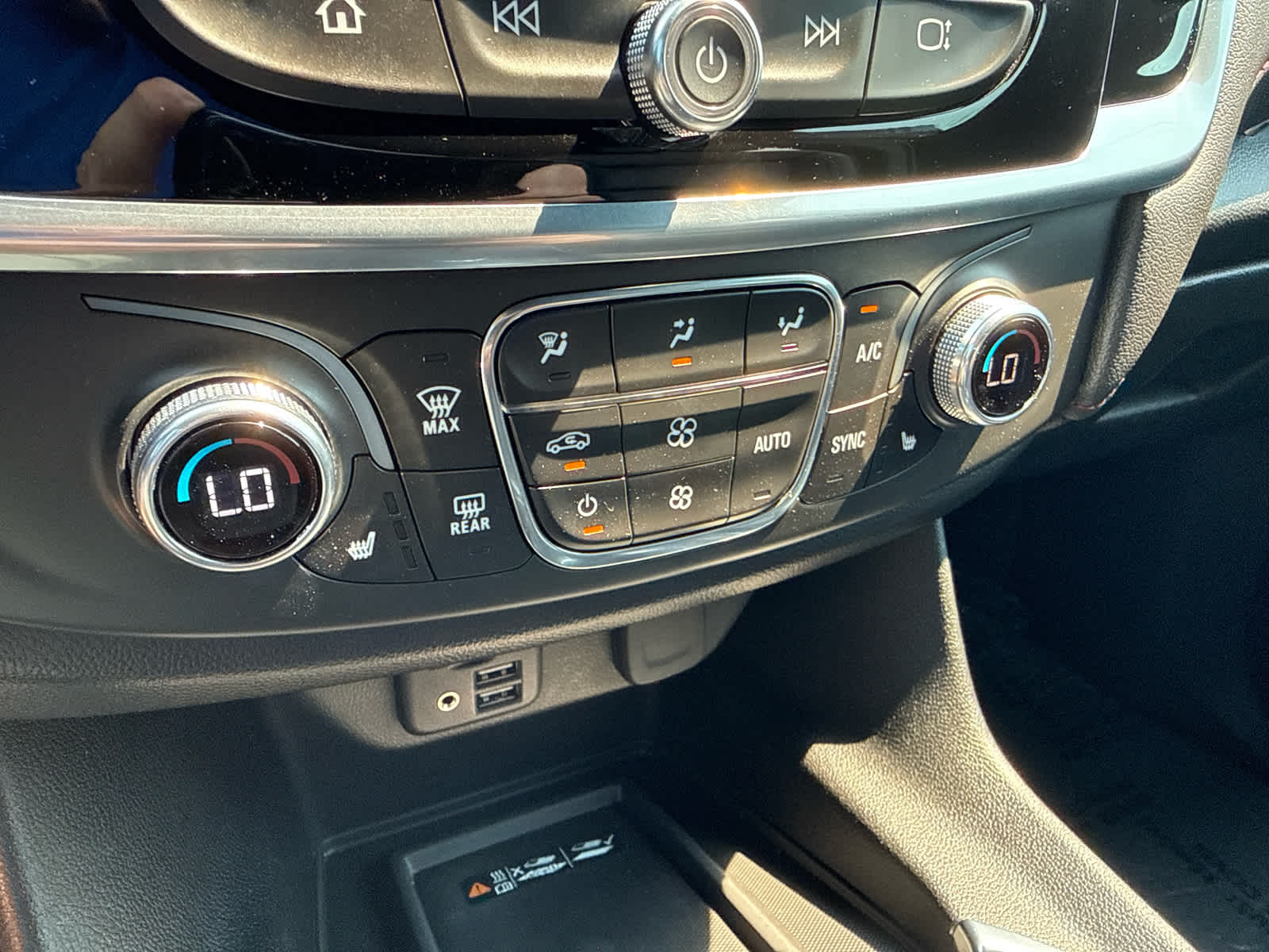 2022 Chevrolet Traverse RS