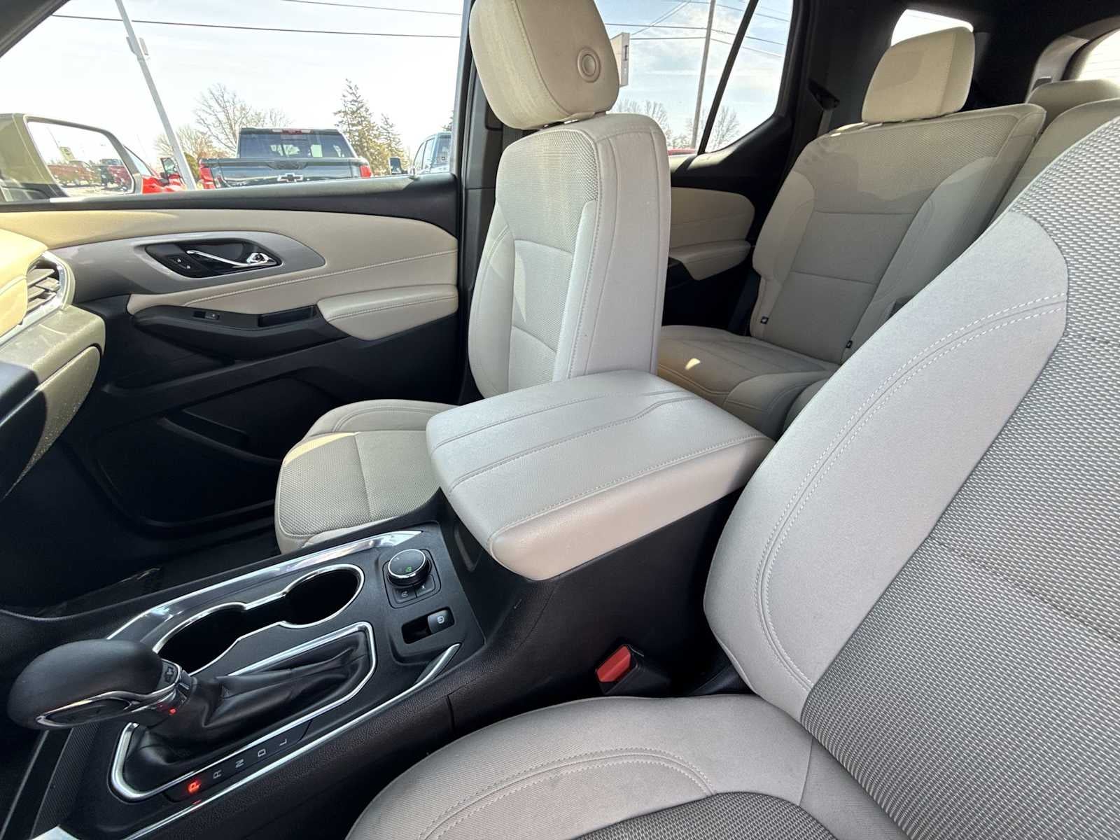 2022 Chevrolet Traverse 1FL