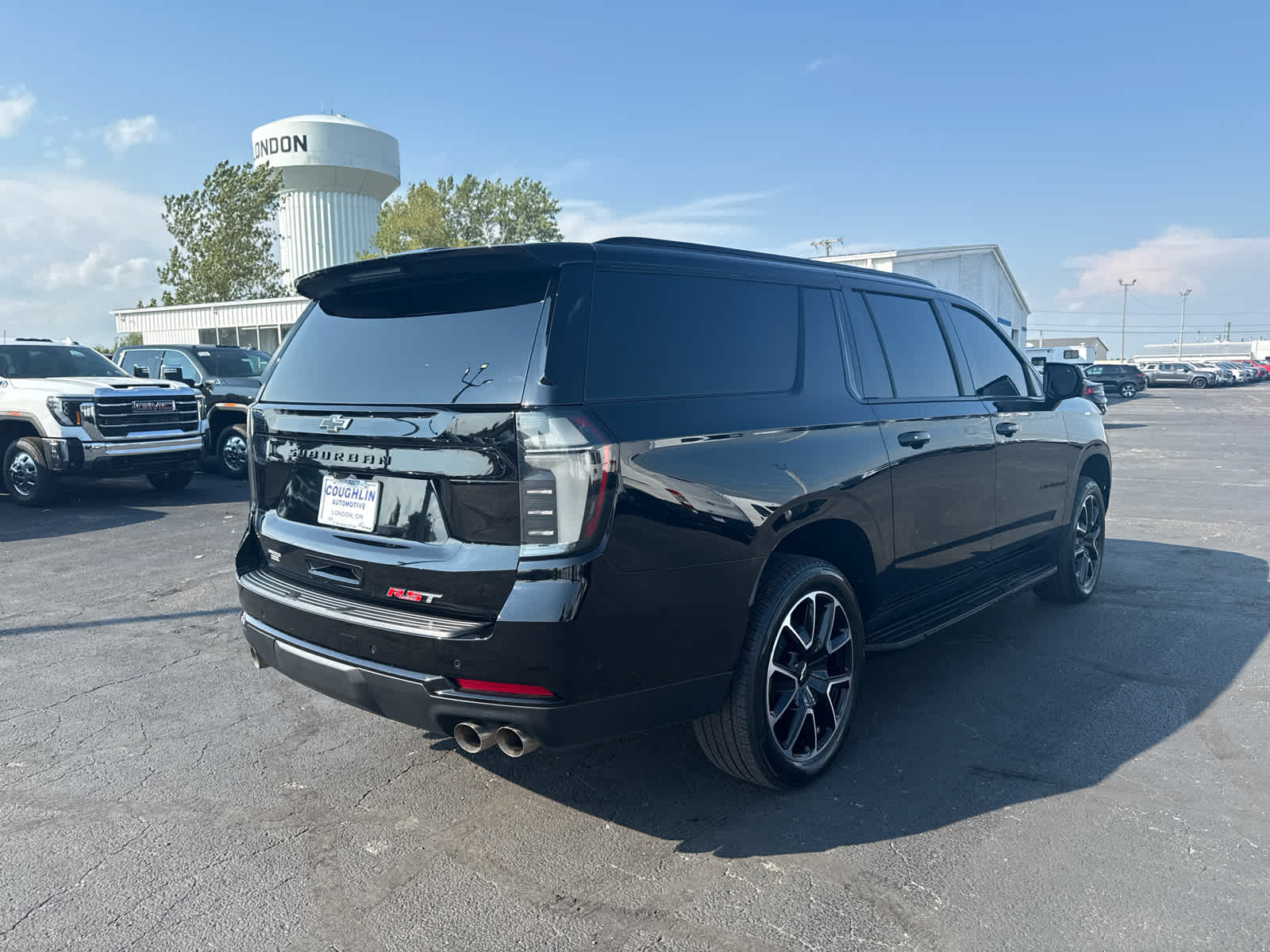 2026 Chevrolet Suburban RST
