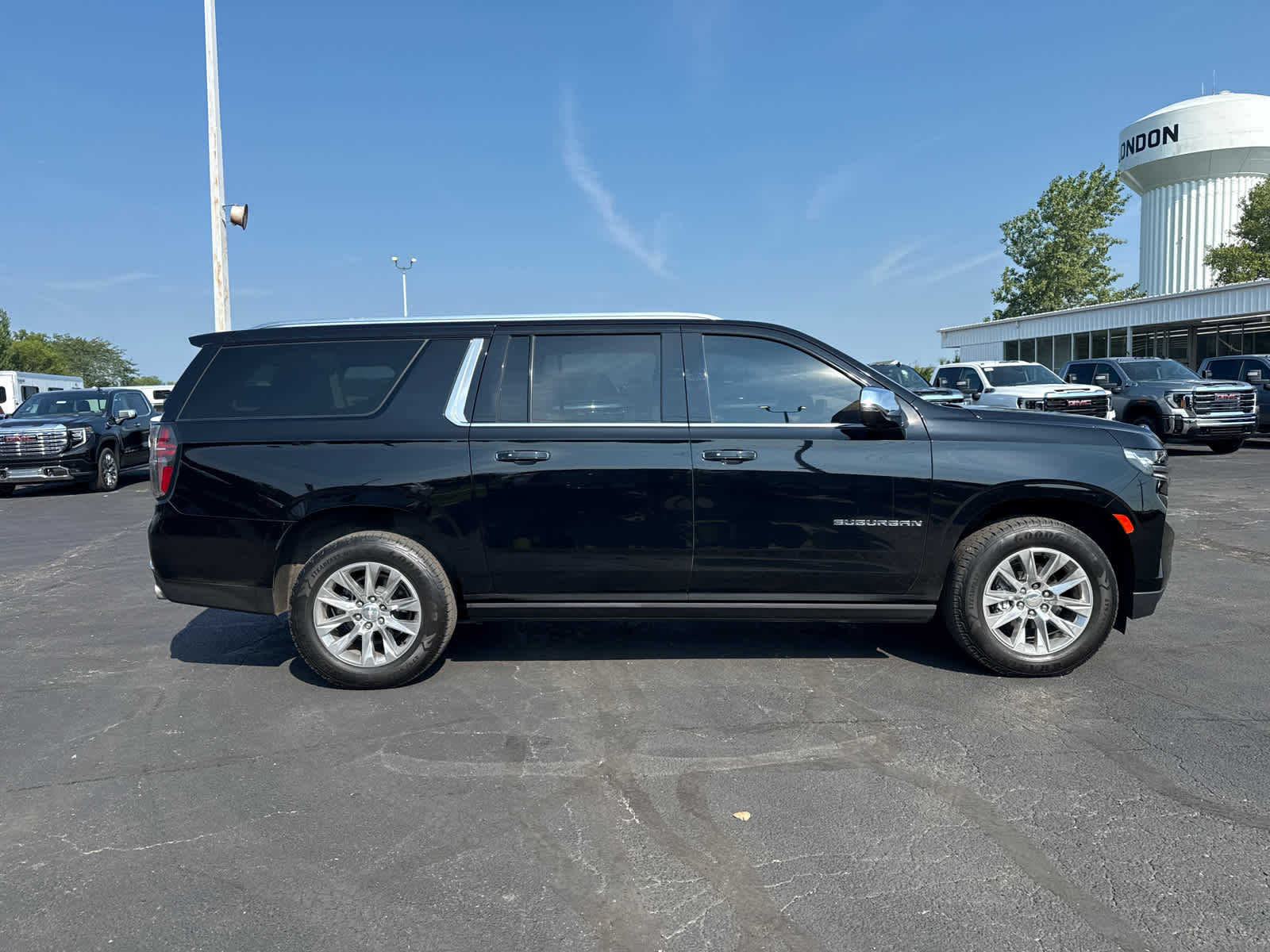 2022 Chevrolet Suburban Premier