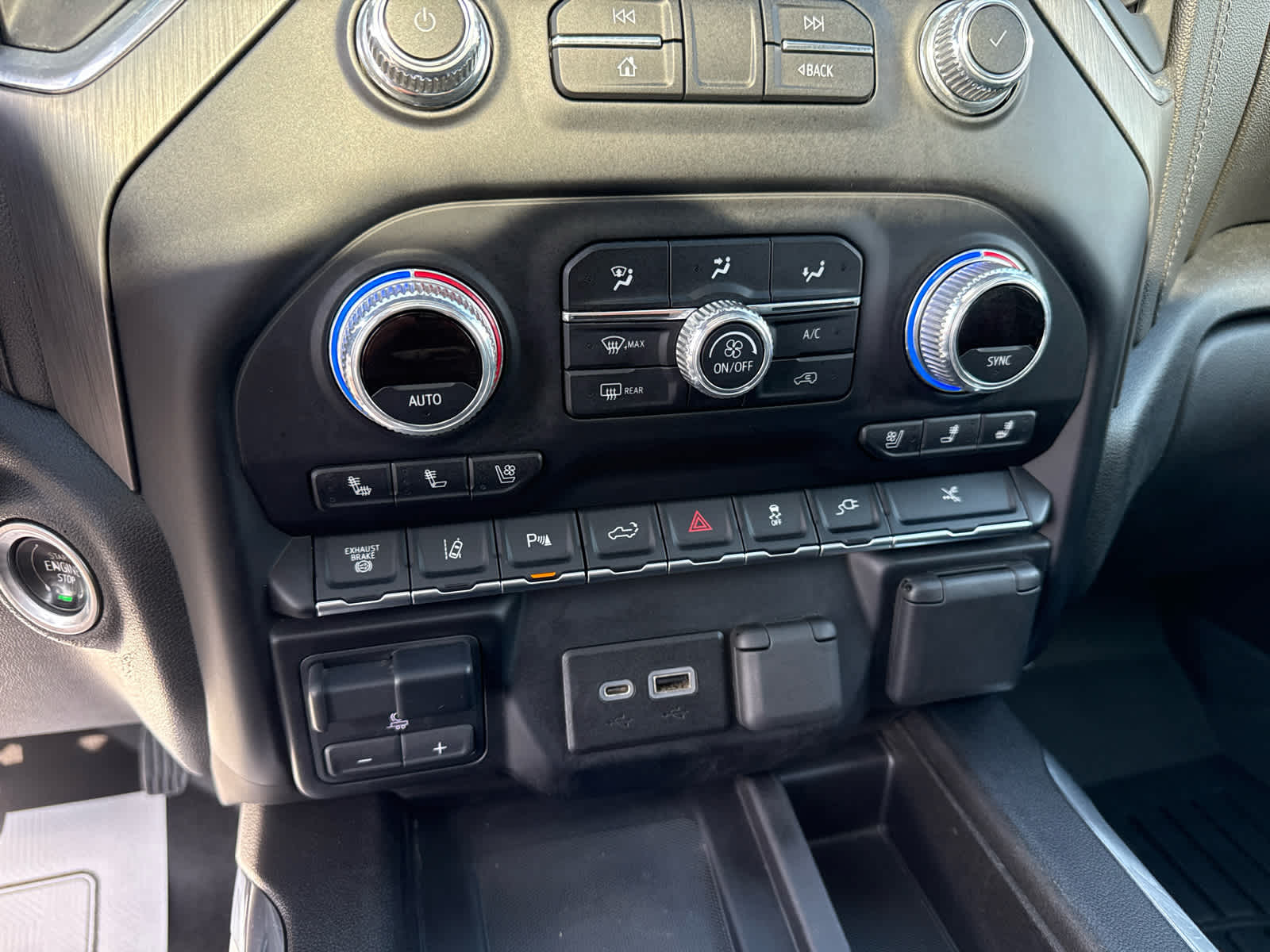 2022 GMC Sierra 3500 HD Denali
