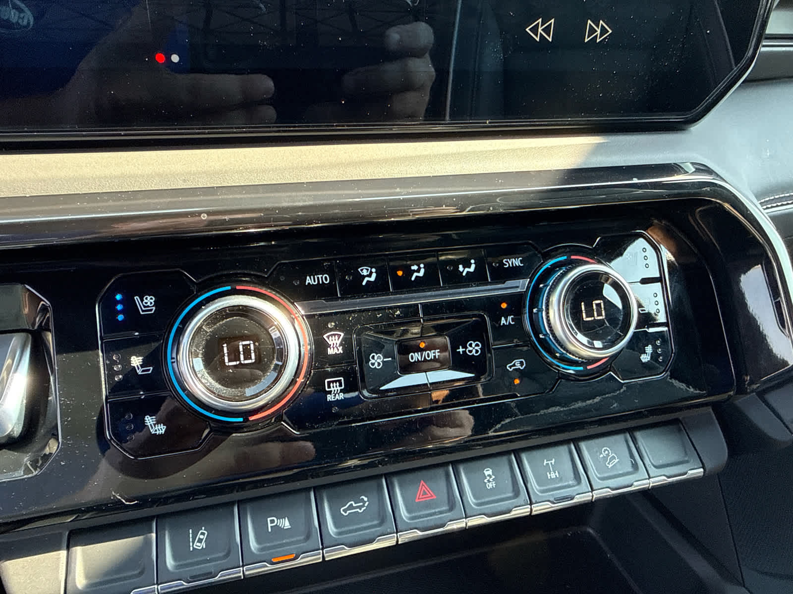 2024 GMC Sierra 2500 HD AT4X
