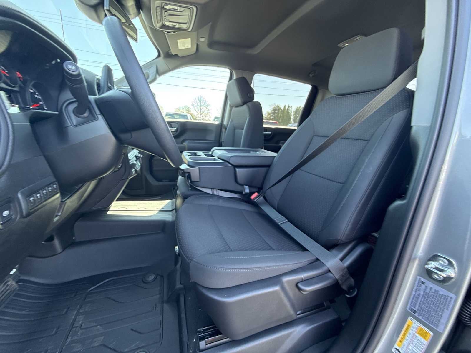 2026 GMC Sierra 3500 HD Pro DRW