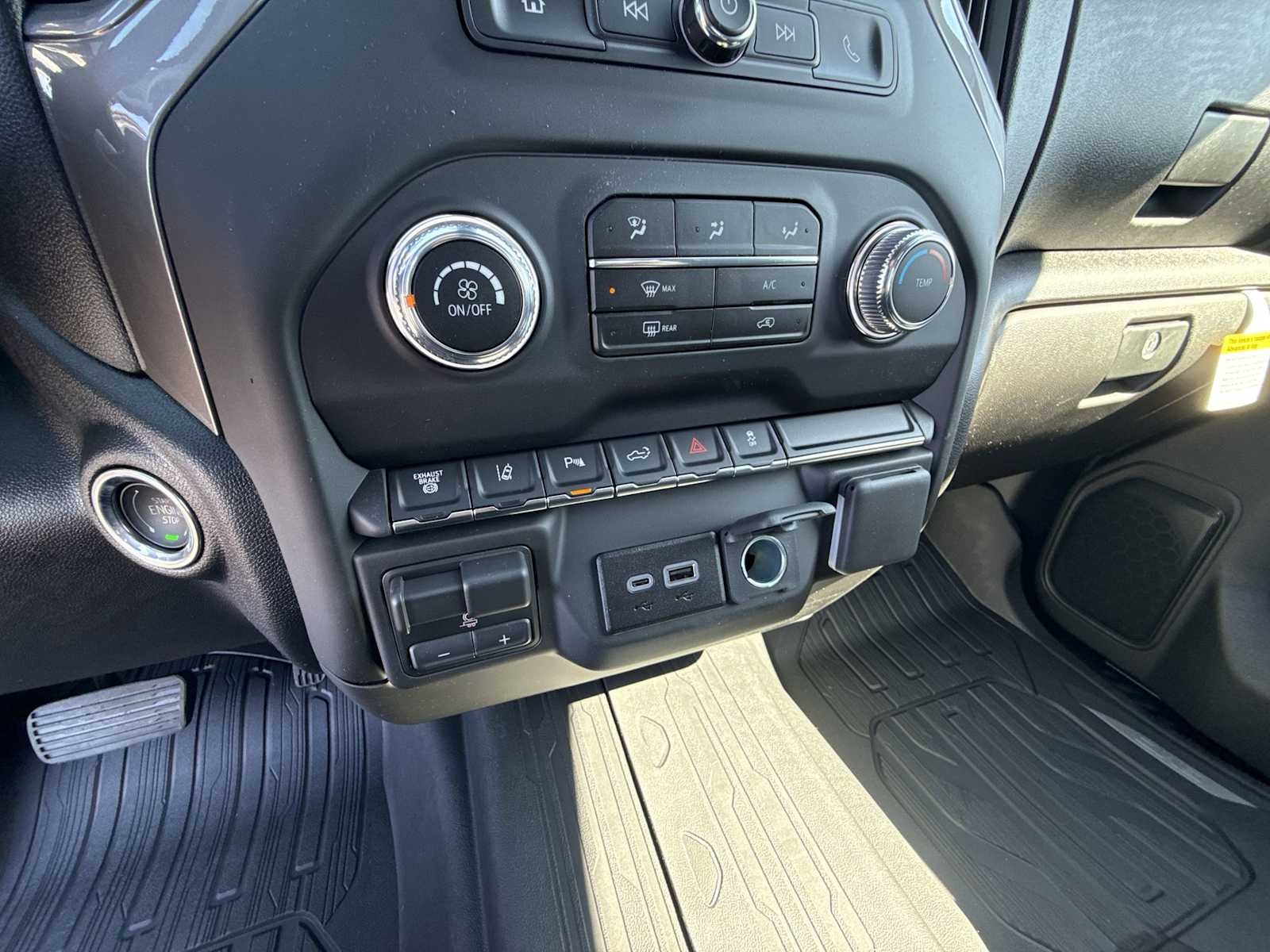 2026 GMC Sierra 3500 HD Pro DRW