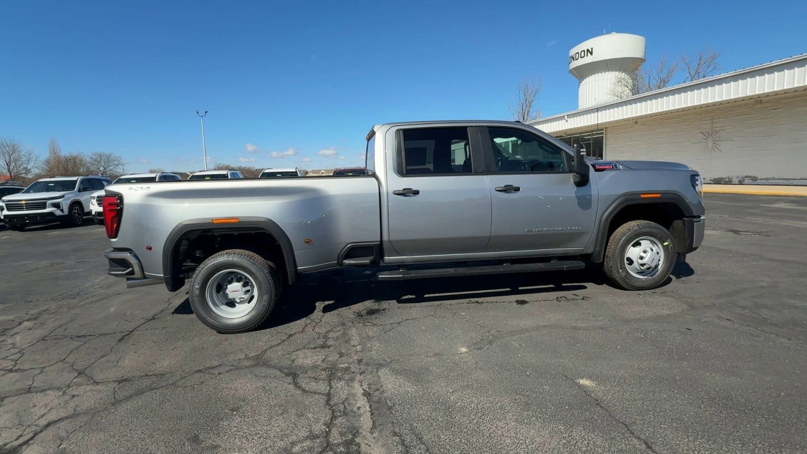 2026 GMC Sierra 3500 HD Pro DRW